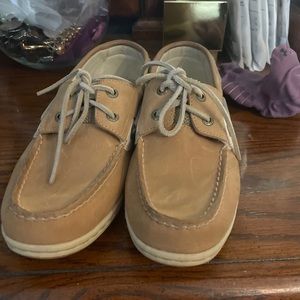 Sperry boat shoes